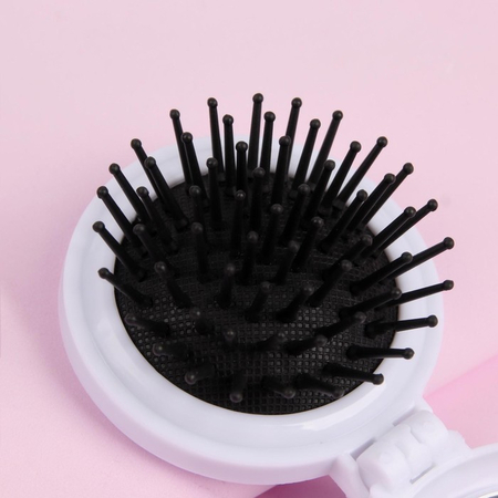 Расчёска массажная складная с зеркальцем «Коты», диаметр 6,5 см, ассорти (цена за 1 шт.)