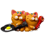 Сувенир полистоун Sima-Land, 3,2×7×2,6 см, «Два кота с яичницей»