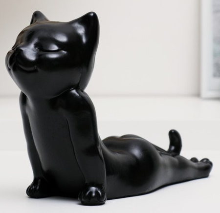 Фигура гипсовая «Кот мордой вверх», 17 см, черная