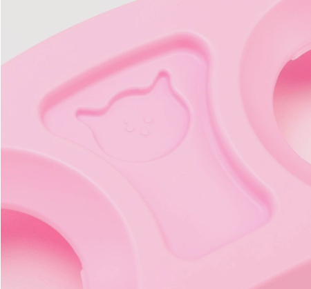 Миски пластиковые на подставке Sima-Land, 2 шт.: 500 мл, 30*15,5*12 см, прозрачные на розовой подставке