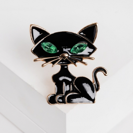 Брошь «Кошечка» хитрая, 3*3,5 см, цвет черно-зелёный в золоте