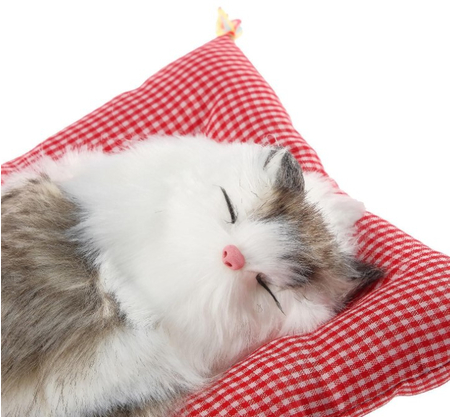 Игрушка на панель авто , «Кошка на подушке», бело-серый окрас