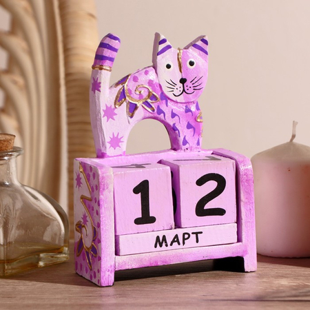 Календарь деревянный настольный, 15*11*6 см, «Фиолетовая кошка» (2 языка для месяцев)