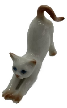 Фигурка фарфоровая №02 «Кот белый с рыжим хвостом потягивается»